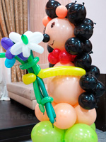 подарить 23 февраля фигуру воздушных шаров ёж ежик из шариков букетом цветов из шаров